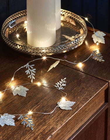 Metallic leaf light string