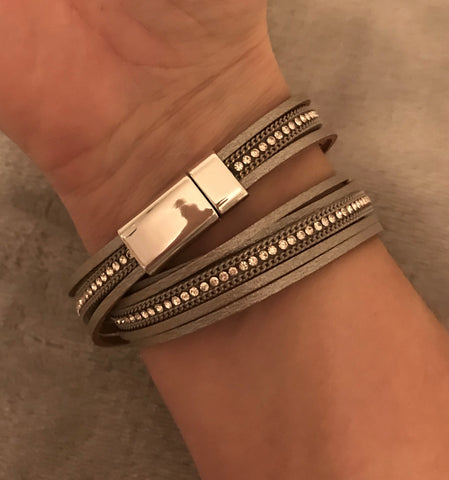 Magnetic wrap - with gold (Copy)