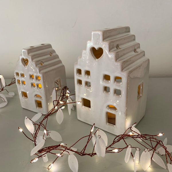 Rustic off white houses for t-lights