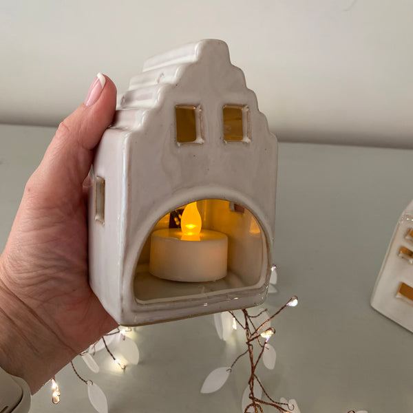 Rustic off white houses for t-lights
