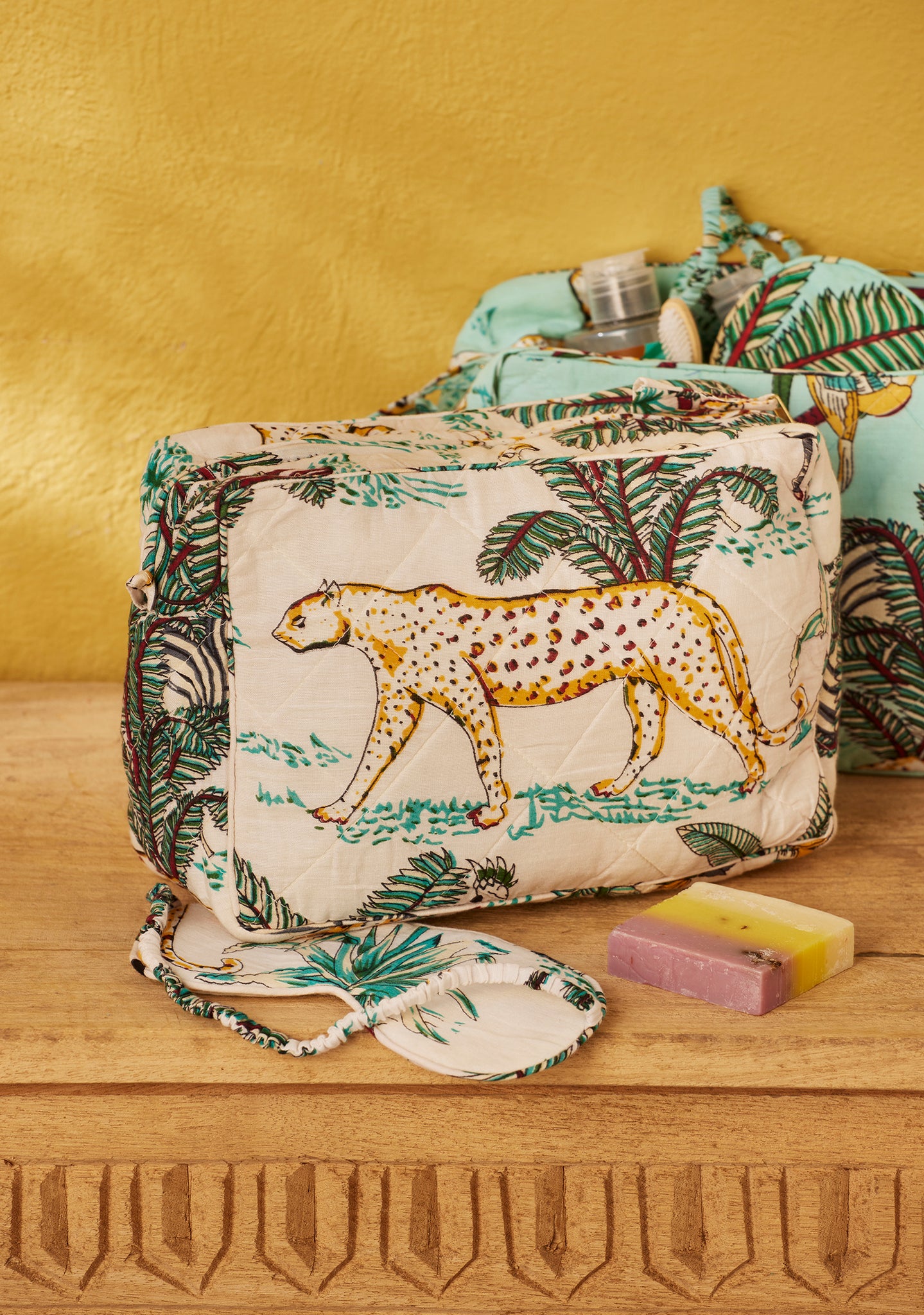 Jungle cotton wash bags