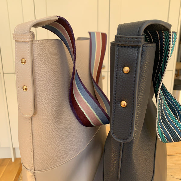 Shoulder bag with patterned strap